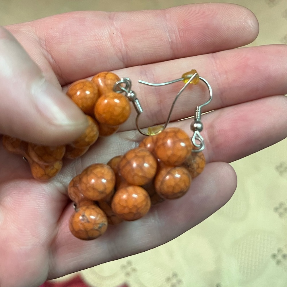 VTG Retro 70’s Orange Marbled Plastic Beaded Pierced Costume Jewelry Earrings - Picture 4 of 5